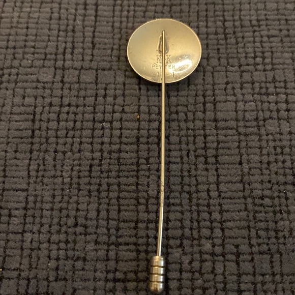 Kirk Pewter Stick/Hat Pin - Picture 2 of 4